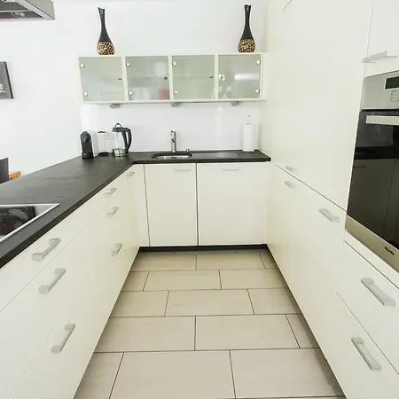 Herbi Apartment *